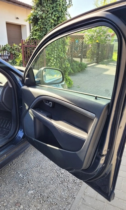 Volvo V70 cena 36900 przebieg: 365000, rok produkcji 2014 z Wołomin małe 121